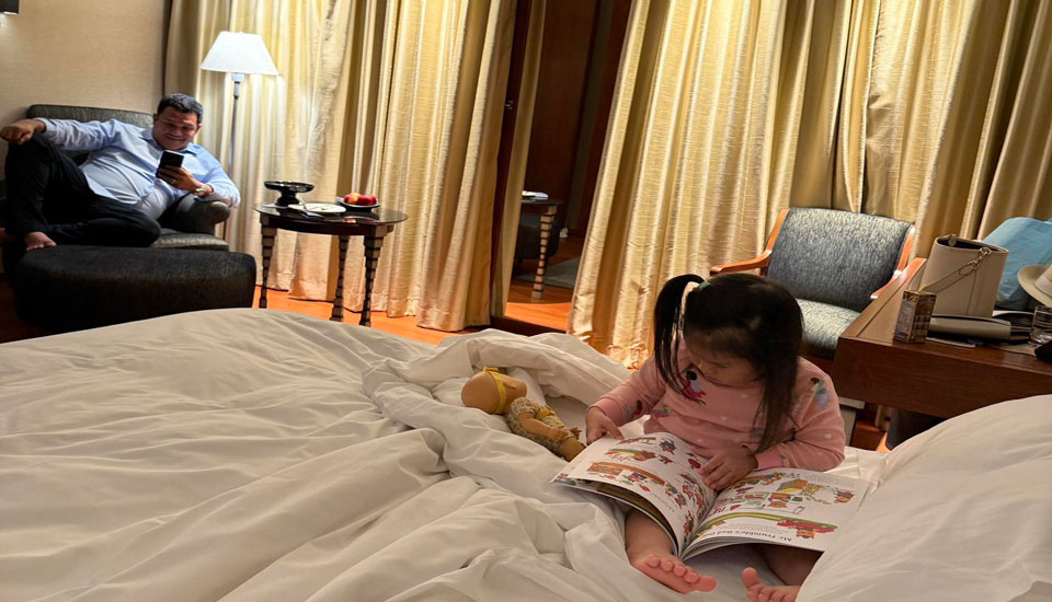 เลี้ยงลูกด้วยจอ เสี่ยงออทิสติกเทียม